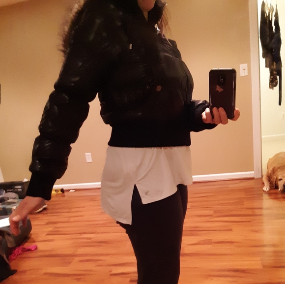 Short Hoodie Jacket - Picture 5 of 6